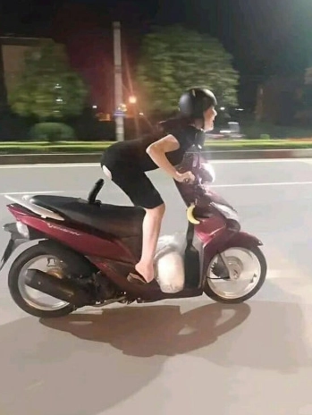 오토바이에서