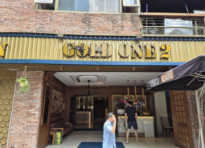 3군 GOLD ONE 2 착석식당