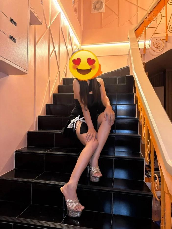 방콕 G2G 미나 체험 후기 – 매력 넘치는 그녀와의 시간