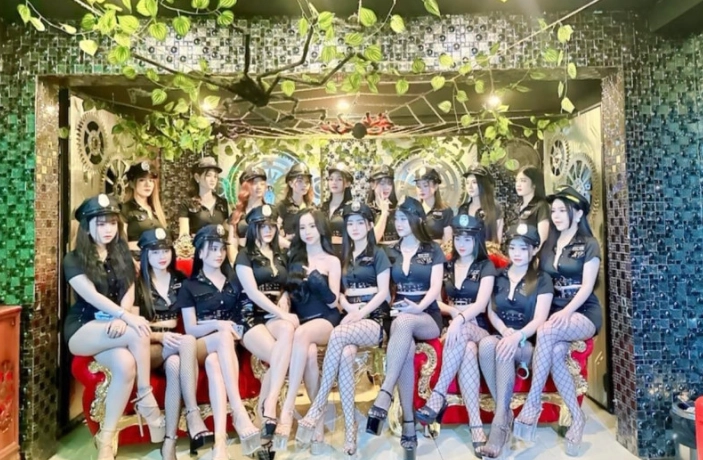 Paradise Club