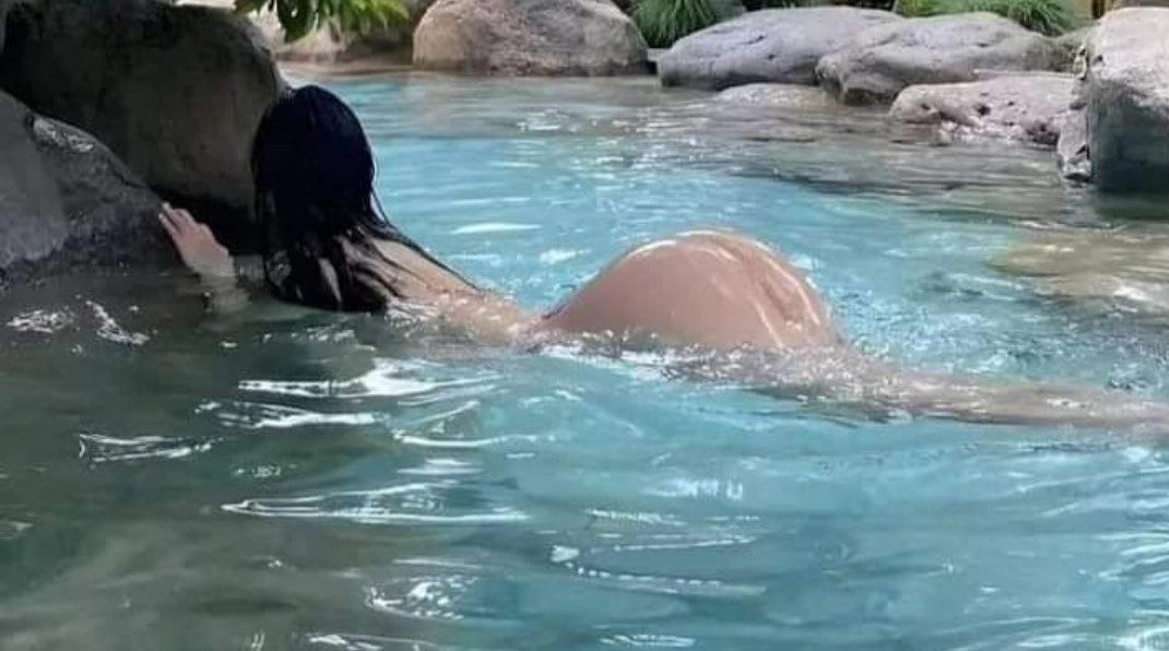 물놀이 한 번 요란하게 하네