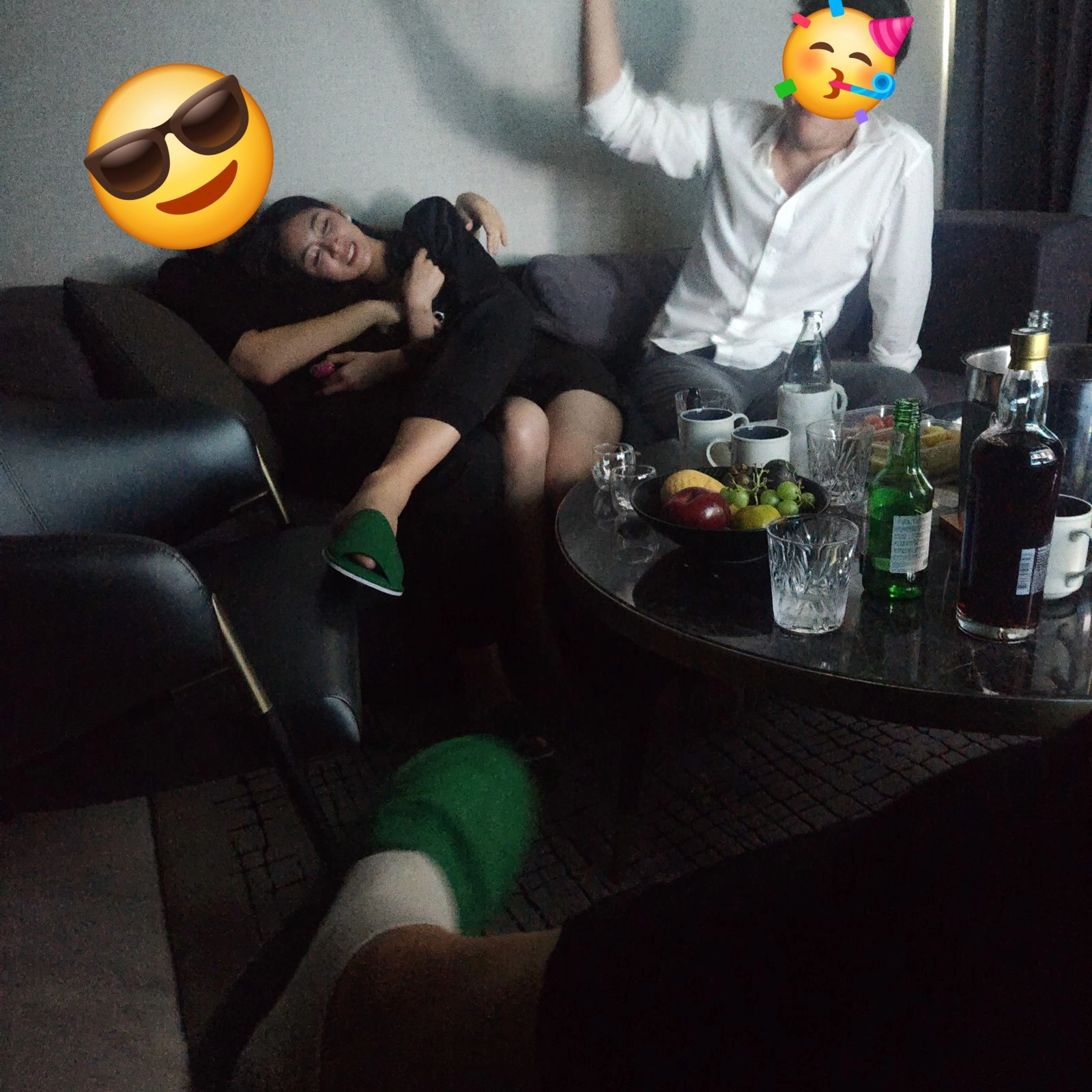 방콕 클럽 엘리트에서의 조용한 밤
